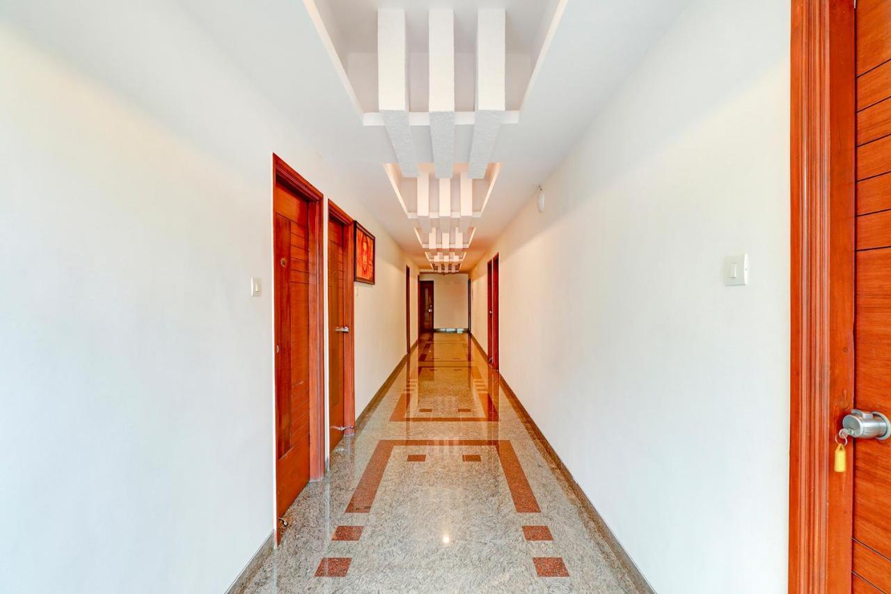 Capital O 46966 Apollo 27 Hotel Бангалор Екстериор снимка